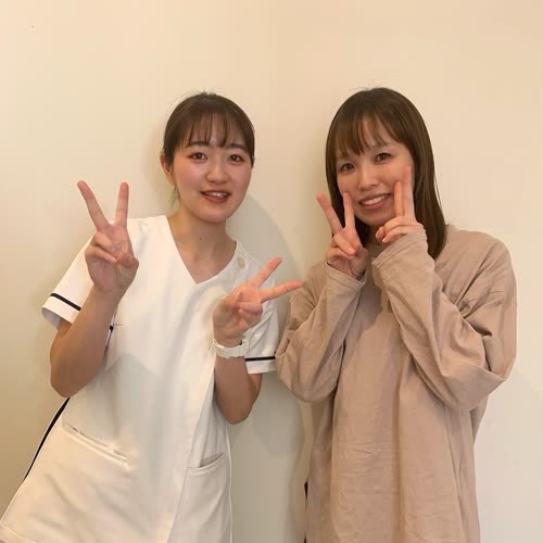 来院されたお客様とスタッフ